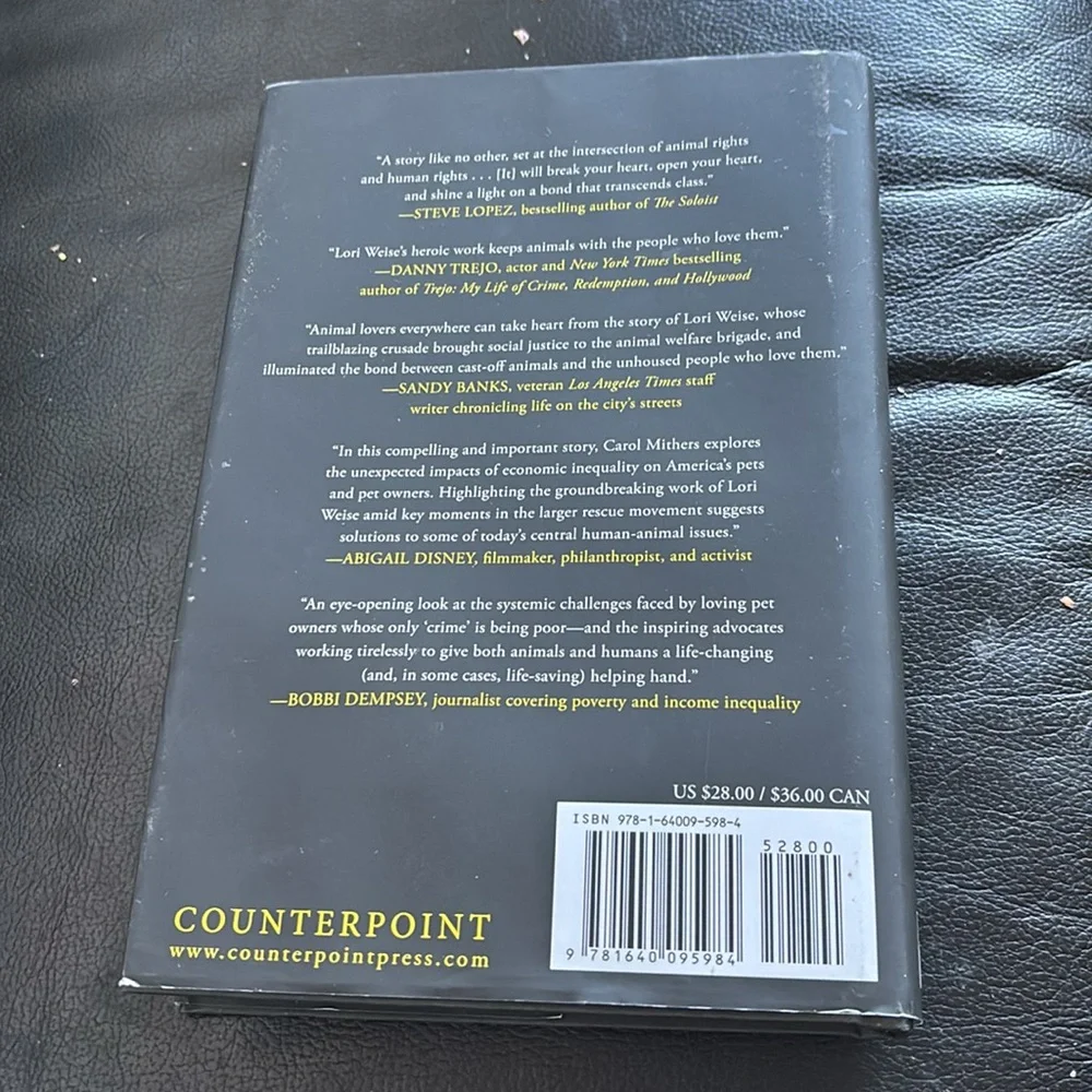 BOOK ABOUT DOGS - Picture 2 of 11